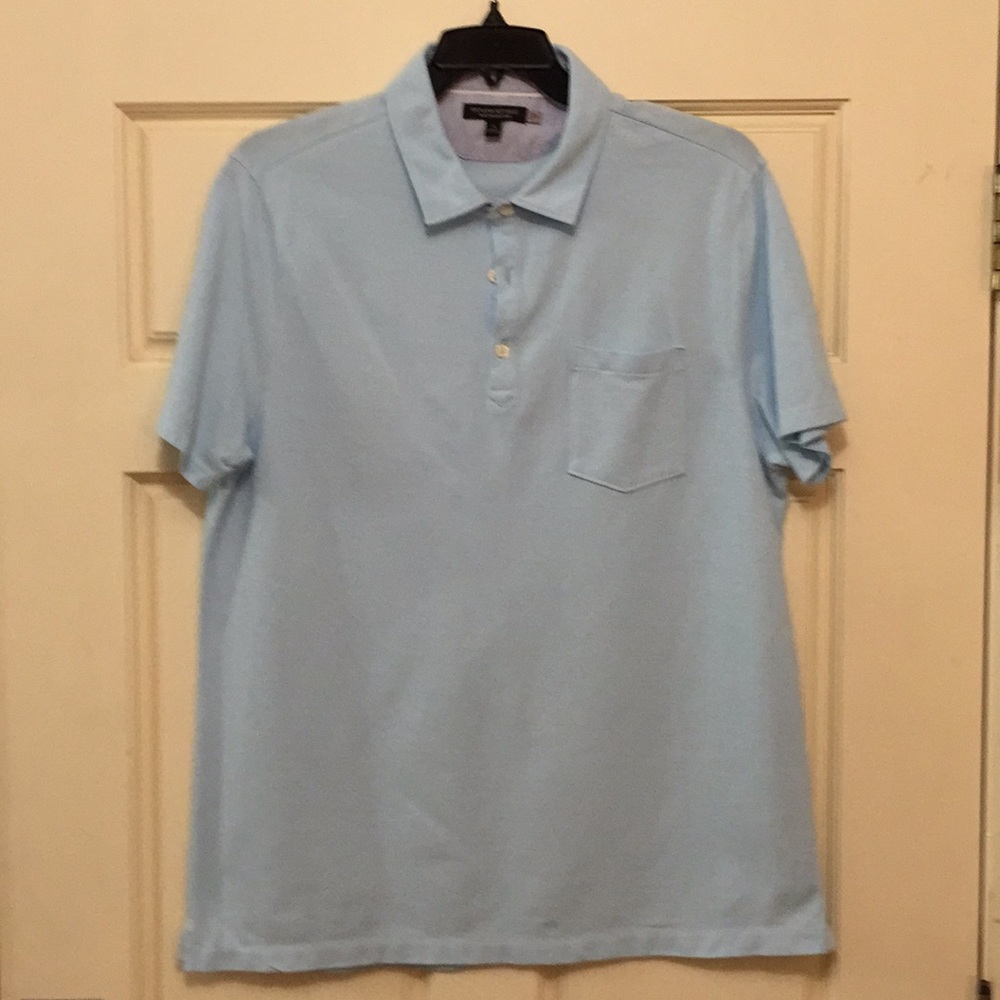 Men’s light blue polo